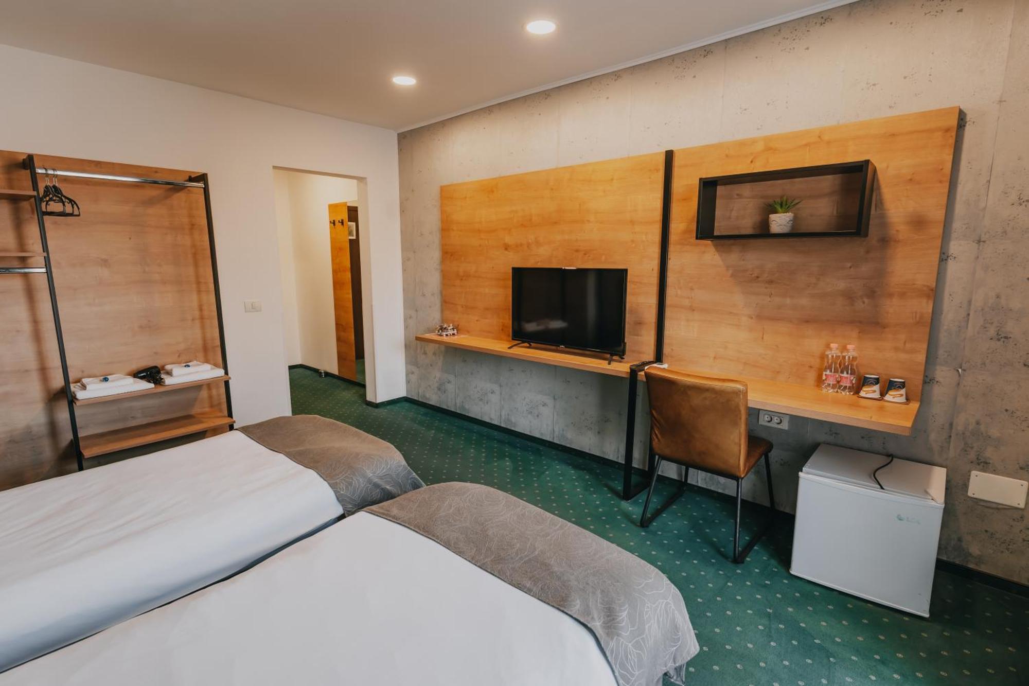 Villa Rosa 티미쇼아라 외부 사진