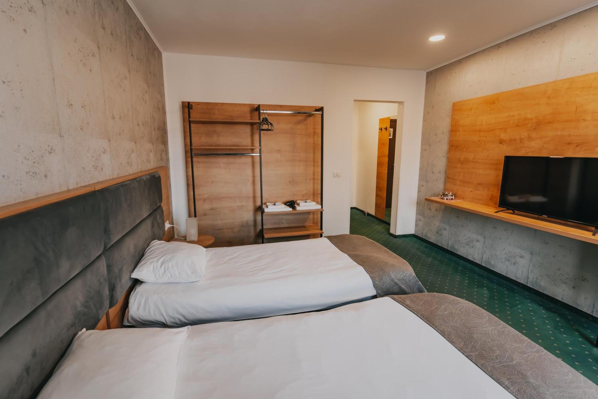 Villa Rosa 티미쇼아라 외부 사진